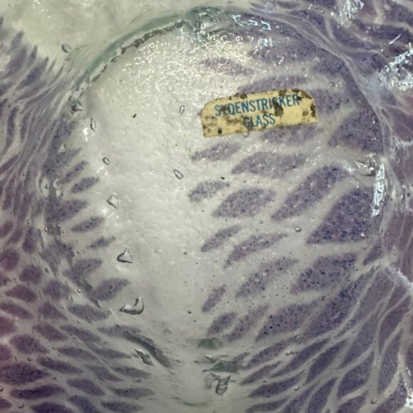 Vtg Sydenstricker Fused Art Glass 7" Ruffled Bowl - Purple Burst Design , Signed - Picture 8 of 9